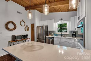 462 Charlotte Dr, Lake Lure, NC 28746 - Photo 13