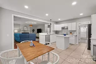 15817 Prestwoods Ln, Huntersville, NC 28078 - Photo 13