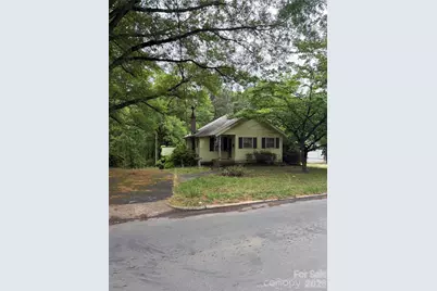 1611 W Fifth Avenue, Gastonia, NC 28052 - Photo 1