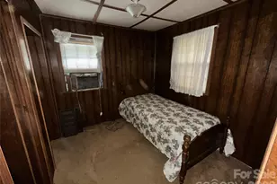 1611 W 5th Ave, Gastonia, NC 28052 - Photo 9