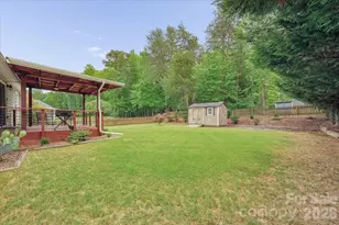 1120 Warpers Ln, Fort Mill, SC 29715 - Photo 33