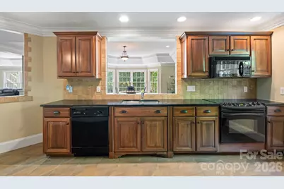 7601 Crossing Ridge Drive, Belews Creek, NC 27009 - Photo 35