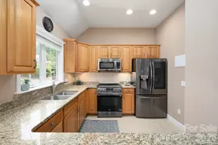 44 Viera Dr, Swannanoa, NC 28778 - Photo 9