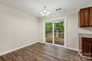 8800 Royal Scot Ln, Charlotte, NC 28227 - Photo 9