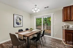 8800 Royal Scot Ln, Charlotte, NC 28227 - Photo 11