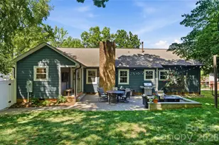 1061 Eaglewood Ave, Charlotte, NC 28212 - Photo 9