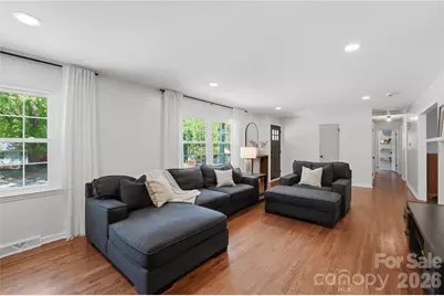 1061 Eaglewood Avenue, Charlotte, NC 28212 - Photo 15
