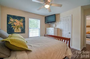 136 Newberry Dr, Fletcher, NC 28732 - Photo 19