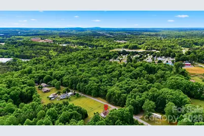 2711 SE 8th Avenue SE, Hickory, NC 28602 - Photo 31