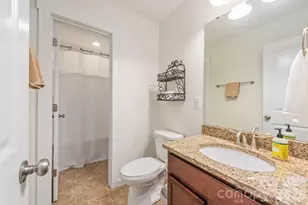 10020 Michael Crossing Dr, Charlotte, NC 28213 - Photo 23