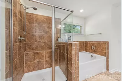 10020 Michael Crossing Drive, Charlotte, NC 28213 - Photo 19