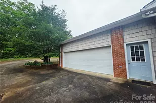 216 Country Club Rd, Shelby, NC 28152 - Photo 21