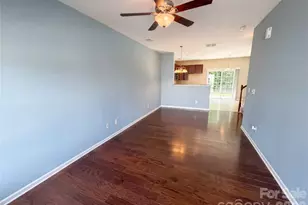 10311 Bunclody Dr, Charlotte, NC 28213 - Photo 5