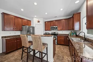3041 Kilbeggan Dr, Clover, SC 29710 - Photo 3
