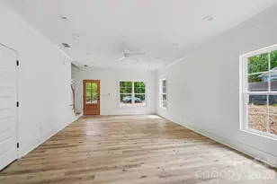 7925 Large Oak Ln, Mint Hill, NC 28227 - Photo 5