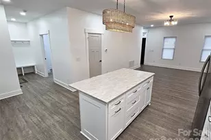 768 8th St NE, Hickory, NC 28601 - Photo 9