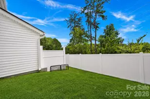 1021 Plumcrest Dr, Charlotte, NC 28216 - Photo 23