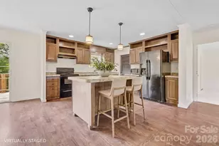 111 Buck Rdg Dr, Marion, NC 28752 - Photo 5