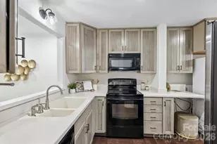 520 N Poplar St, Charlotte, NC 28202 - Photo 17