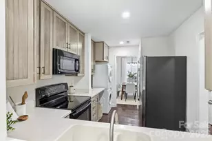 520 N Poplar St, Charlotte, NC 28202 - Photo 17