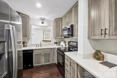 520 N Poplar Street #I, Charlotte, NC 28202 - Photo 11