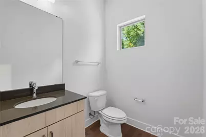211 Doggett Street, Charlotte, NC 28203 - Photo 19