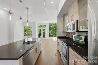 211 Doggett Street, Charlotte, NC 28203 - Photo 11
