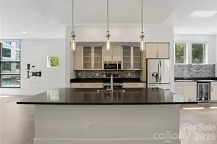 211 Doggett St, Charlotte, NC 28203 - Photo 9