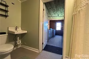 820 Suncrest Orchard Rd, North Wilkesboro, NC 28659 - Photo 9