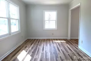 711 E John St, Matthews, NC 28105 - Photo 5