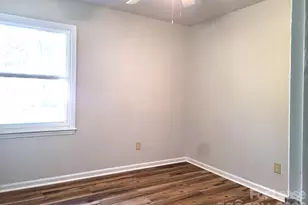 711 E John St, Matthews, NC 28105 - Photo 9