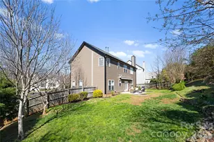 4704 Lone Tree Ct, Charlotte, NC 28269 - Photo 5