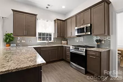 4704 Lone Tree Court, Charlotte, NC 28269 - Photo 11