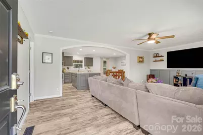 5007 Carlos Road, Catawba, NC 28609 - Photo 5