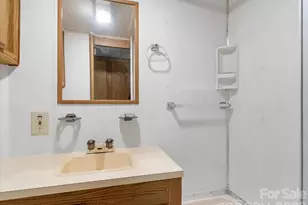 548 Bear Cub Dr, Spruce Pine, NC 28777 - Photo 21
