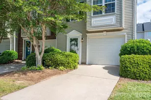 304 Rock Ridge Ln, Mount Holly, NC 28120 - Photo 3