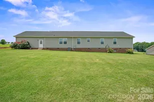 308 Laurel Ridge Drive, Lincolnton, NC 28092 - Photo 5