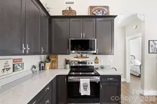 143 Beechnut Dr, Hendersonville, NC 28739 - Photo 15
