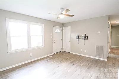1006 Iris Drive, Gastonia, NC 28056 - Photo 5