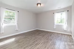 87 Medley Dr, Waynesville, NC 28785 - Photo 11