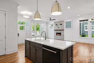 14140 Shelburne Vlg Dr, Charlotte, NC 28278 - Photo 13