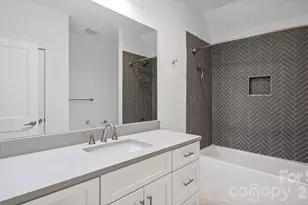 14140 Shelburne Vlg Dr, Charlotte, NC 28278 - Photo 25