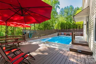 33 Lovers Loop Rd, Asheville, NC 28803 - Photo 3