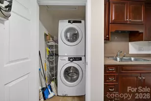 1908 W Sugar Creek Rd, Charlotte, NC 28262 - Photo 27