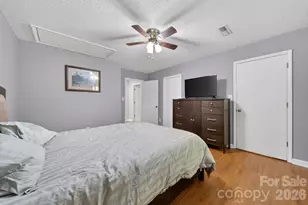 1908 W Sugar Creek Rd, Charlotte, NC 28262 - Photo 15