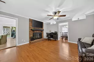 1908 W Sugar Creek Rd, Charlotte, NC 28262 - Photo 5