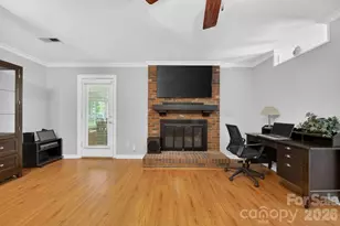 1908 W Sugar Creek Rd, Charlotte, NC 28262 - Photo 7