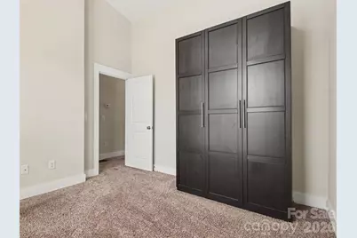 951 Warren Burgess Lane, Charlotte, NC 28205 - Photo 15