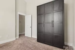 951 Warren Burgess Ln, Charlotte, NC 28205 - Photo 15