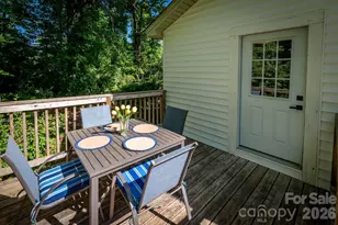 3828 Oakwood Rd, Charlotte, NC 28269 - Photo 15
